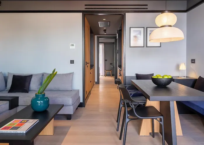 3 Pines Design Living