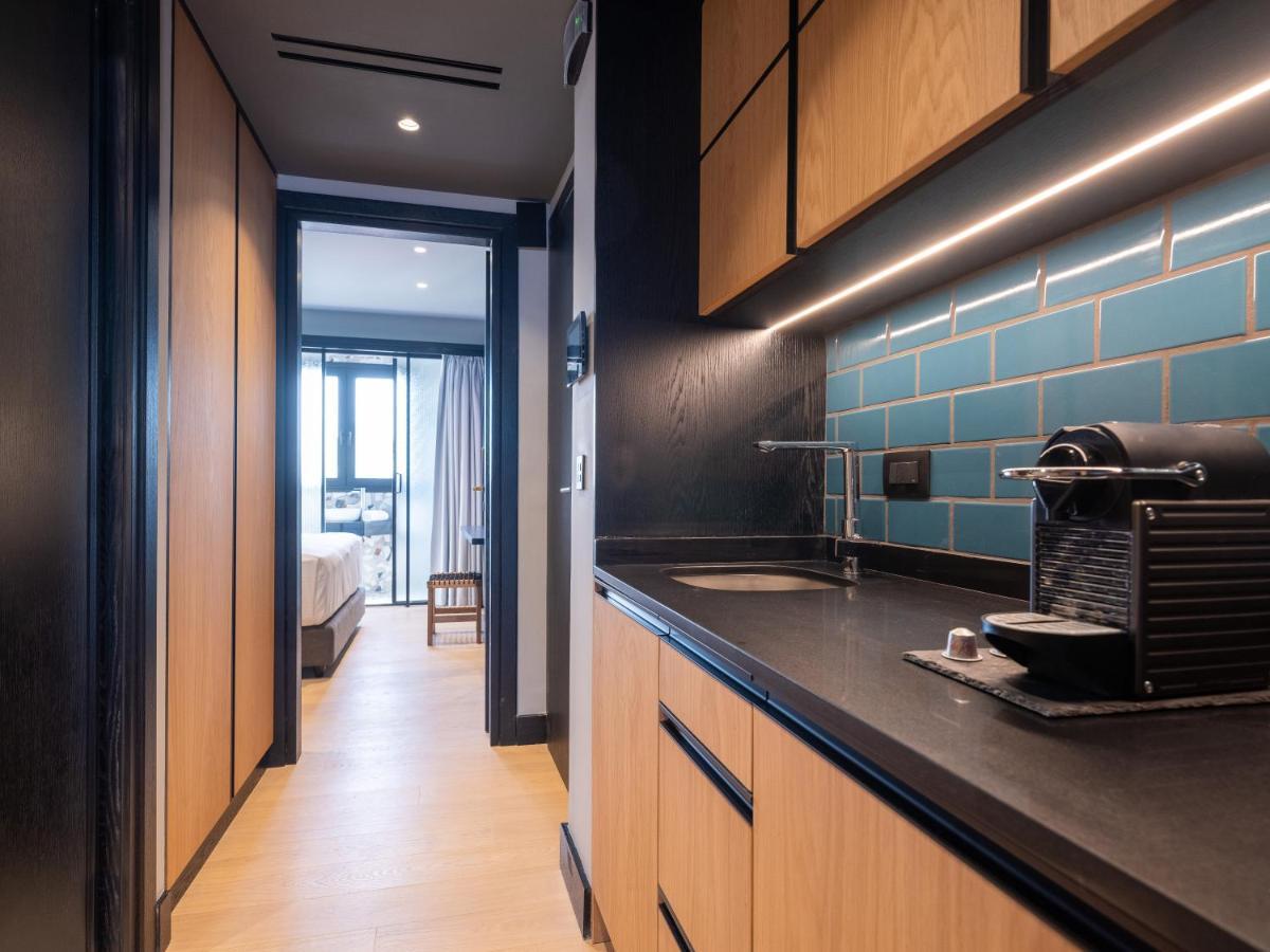 3 Pines Design Living Ираклион
