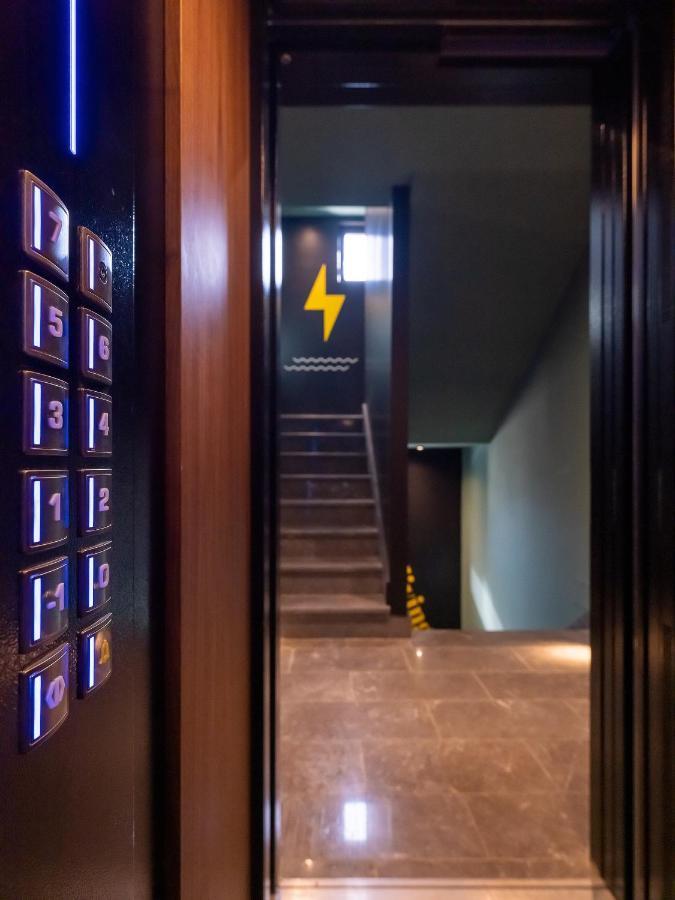 Aparthotel 3 Pines Design Living Iraklion